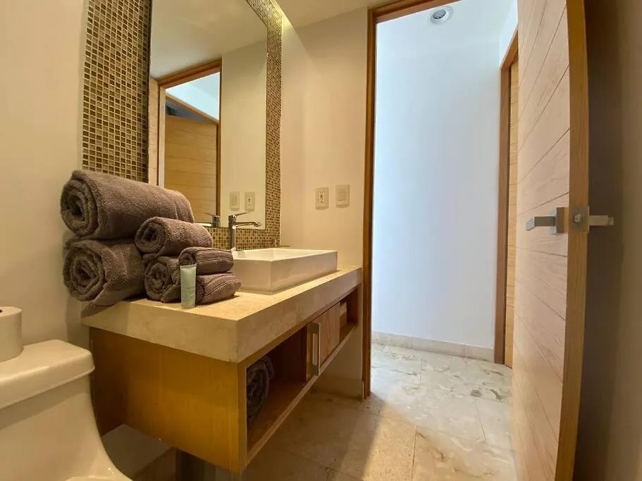 Anah - Brilliant Roof! Excelente Location, Full Gym! Apartment Playa del Carmen Mexico