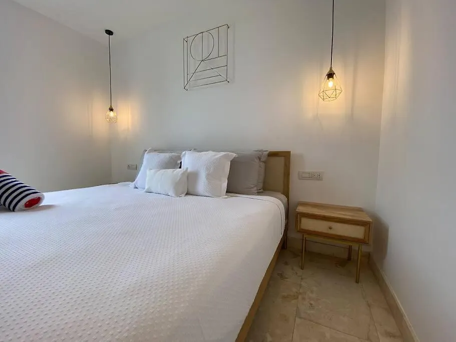 Anah - Brilliant Roof! Excelente Location, Full Gym! Apartment Playa del Carmen 0*,  Mexico
