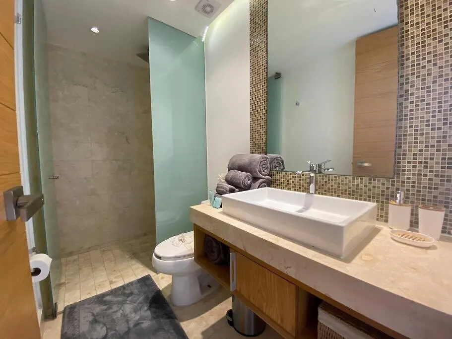 Anah - Brilliant Roof! Excelente Location, Full Gym! Apartment Playa del Carmen