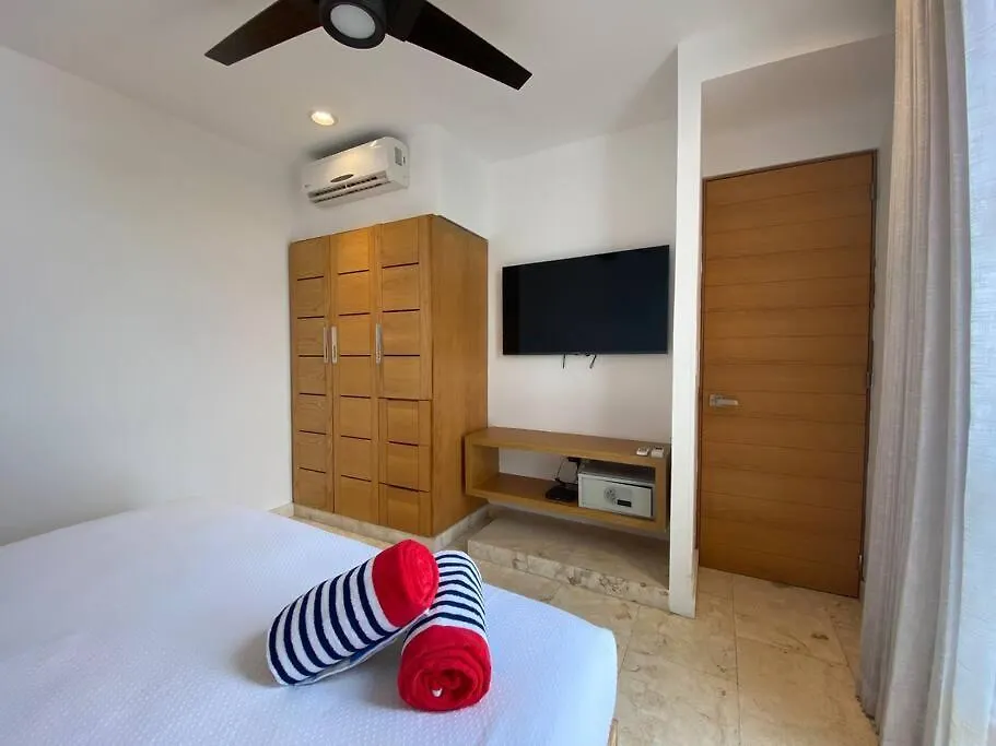 Anah - Brilliant Roof! Excelente Location, Full Gym! Apartment Playa del Carmen