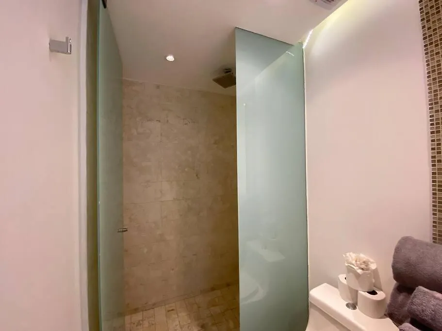 Anah - Brilliant Roof! Excelente Location, Full Gym! Apartment Playa del Carmen Mexico